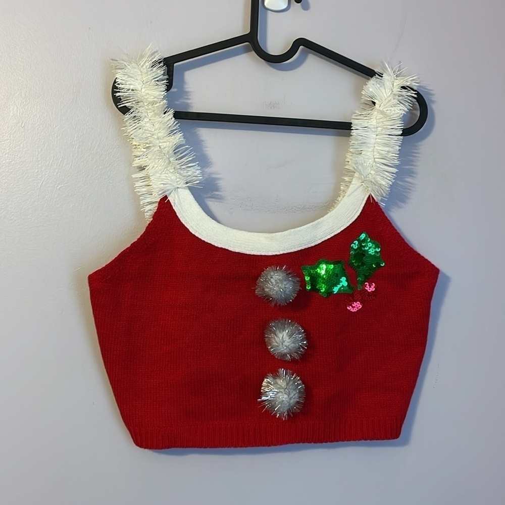 Love on a Hanger Ugly Christmas Knit Crop Top Sequin Holly size L
